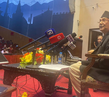 पार्टीबाट निर्वाचित जनप्रतिनिधिलाई ओलीले भने- स्थानीय चुनावभन्दा ठूलो महासंग्राम आउँदैछ